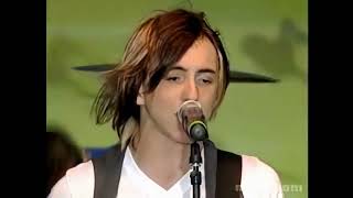 All Time Low - Poppin&#39; Champagne (Live At mtvU&#39;s Campus Invasion Penn&#39;s Landing, PA 05/03/2008) HD