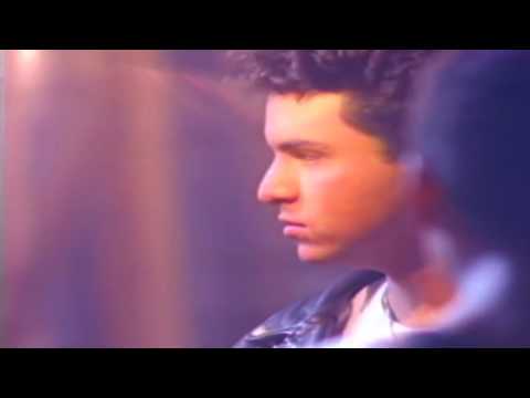 Glenn Medeiros feat Bobby Brown   She Ain't Worth It 1990   Extended 12'' version   720p