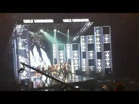 111021 SNSD-The Boys music bank (FanChat!!!!)