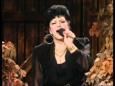 Bangó Margit-Kiskertemben viola, rezeda, Húzzad cigány a fülembe