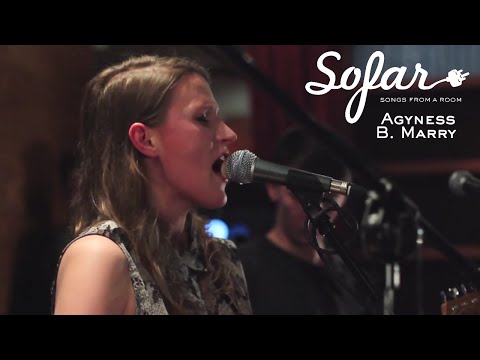 Agyness B. Marry - My Name is New | Sofar Warsaw