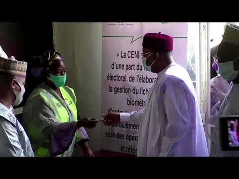巴祖姆宣佈贏得尼日爾選舉 (Bazoum declared winner of Niger election)