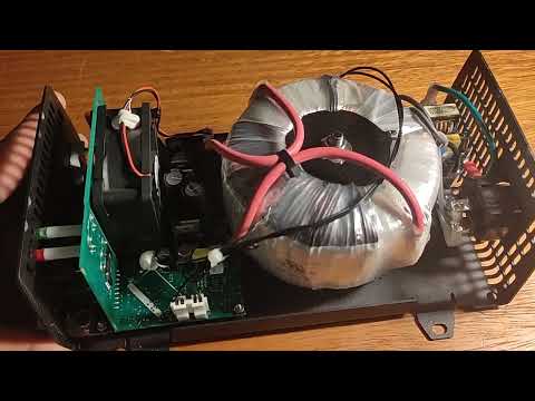 Desarmando un inversor Victron Phoenix 12v - 375 VA