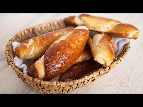 Bavarske kifle - Bavarian bun - Bebina kuhinja - Domaći video recept