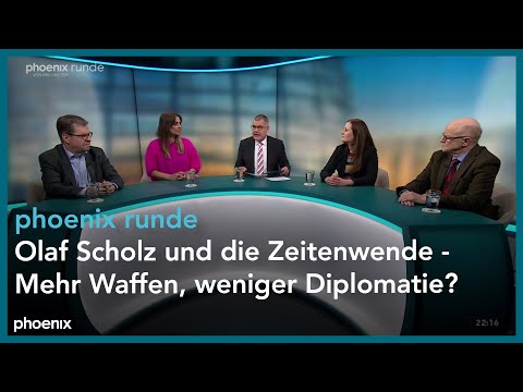 phoenix runde: Olaf Scholz und die Zeitenwende - Mehr Waffen, weniger Diplomatie?