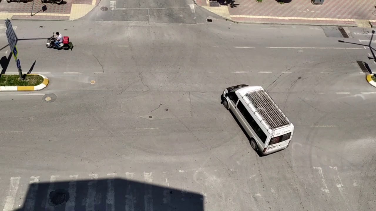 Bağkur Kavşağı Arap Saçına Döndü