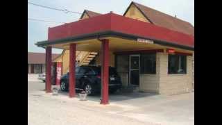 preview picture of video 'Budget Host Inn Emporia, KS 66801'