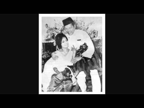 download lagu mp3 mp4 Malam Ku, download lagu Malam Ku gratis, unduh video klip Malam Ku