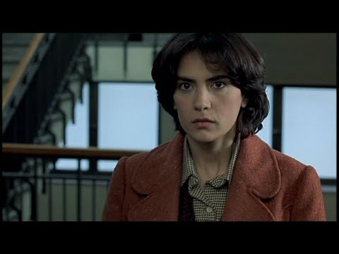 Buongiorno, notte - Enzo ci prova con Chiara (HD)