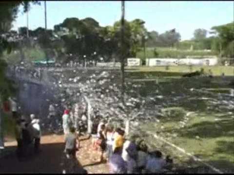 Club 9 de Julio Berabevu / Yo renaceré