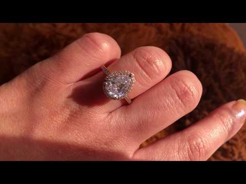 download lagu mp3 mp4 Radiant Teardrop Ring, download lagu Radiant Teardrop Ring gratis, unduh video klip Radiant Teardrop Ring