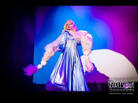 download lagu mp3 mp4 Burlesque 100 Classics, download lagu Burlesque 100 Classics gratis, unduh video klip Burlesque 100 Classics