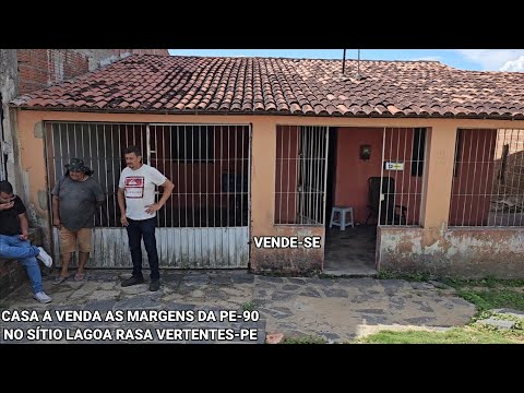 VENDE-SE ESTÁ CASA AS MARGENS DA PE-90 ENTRE TORITAMA E SURUBIM-PE REGIÃO NORDESTE DO BRASIL