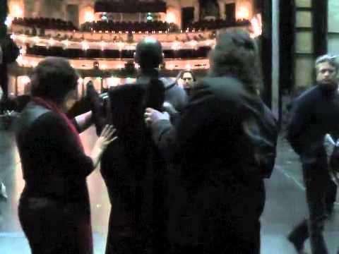 "Making of" Vampirflug im Ronacher bei TANZ DER VAMPIRE in Wien