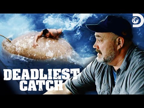 MAN OVERBOARD! 🌊 Most Dangerous Rescues | Deadliest Catch | Discovery
