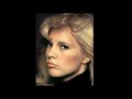 Sylvie VARTAN - Sensible - Hommage 60 ans de carrière !