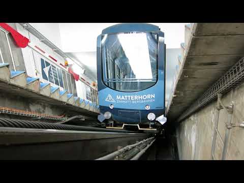 Standseilbahn 3920.01 Zermatt - Sunnegga - Einfahrt rechts