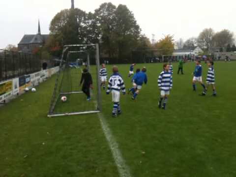 Blauw Wit'81 E1 - Essche Boys E1 (10-11-2012)