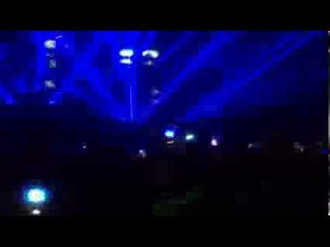 Hardwell vs. Knife Party - Spaceman vs. LRAD (Calvin Harris live in Belfast)