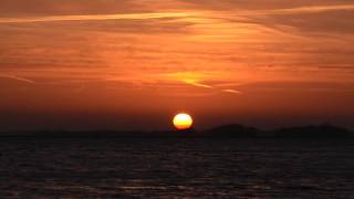 preview picture of video 'Sunrise Zeeland - The Netherlands - zonsopgang bij de Haringvliet'