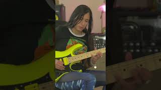 Nili Brosh Plays Steve Vai's Shy Boy Guitar Solo / Talas / David Lee Roth