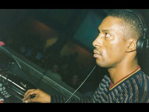 DJ Brockie with MC Skibadee and Five-O @ Accelerated Culture 14 - Global gathering 2003