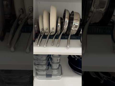 Pots & Pans Organization 👩‍🍳 #amazonfinds #potsandpans #kitchenorganization #kitchenhacks