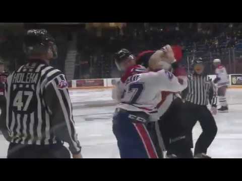 Riley McKay vs Dalton Gally
