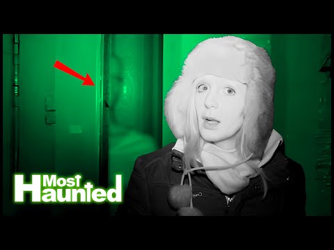 "Something Is Kicking Us": The Wing Where Prisoners Lost Their Minds