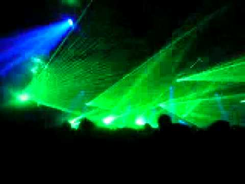 Paul Van Dyk plays The Killers - Human (Ferry Corsten Remix) Live @ Trance Energy 2009