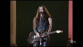 Download lagu Alanis Morissette - Precious Illusions (Gran Galà Del Festivalbar 2002 Napoli) mp3