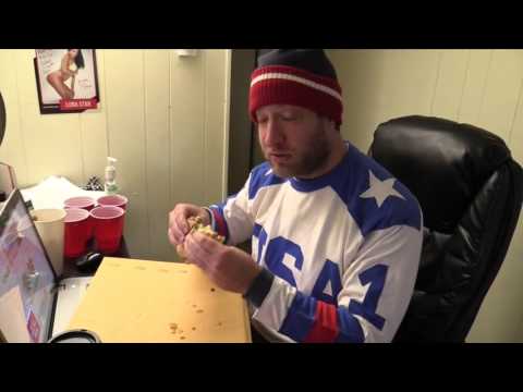 El Pres Hamburger Eating Etiquette