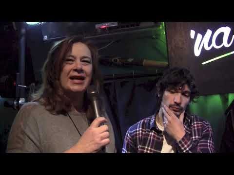 Pierdavide Carone e i Dear Jack raccontano e cantano live la loro "Caramelle"