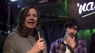 Pierdavide Carone e i Dear Jack raccontano e cantano live la loro "Caramelle"