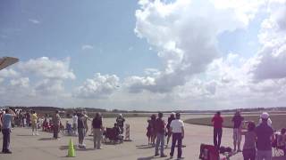 Viper West F16 Jet 600 mph  Fly By @ Wings Over Pittsburgh Air Show 2011