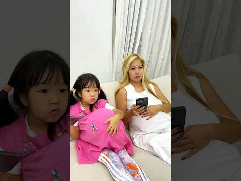 Poked a pregnant woman 😱😂 LeoNata family #shorts