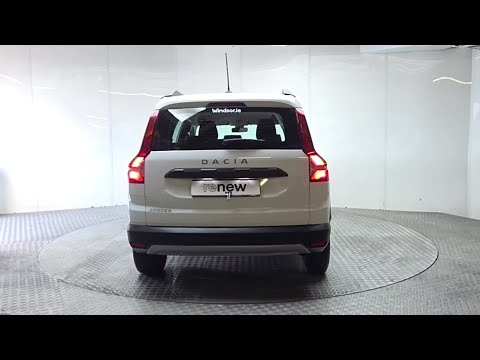 Dacia Jogger TCe 110 Comfort 7 Seats - Image 2