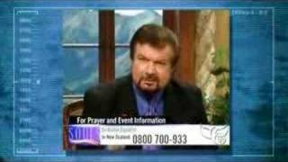 WATCH THIS YOU WILL LAUGH TO DEATH