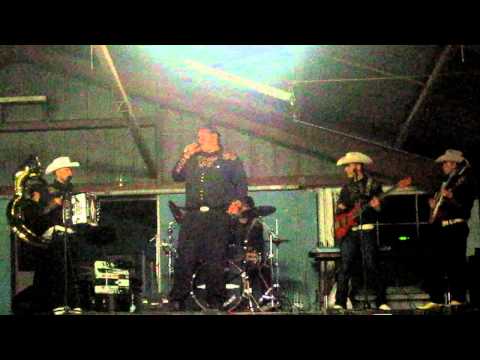 Los Parranderos- La Pechera Ajustada