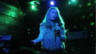 Grimes - Vanessa @ Backbooth