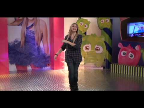 Danny Pink Brinca Antes de começar a gravação (Bastidores)