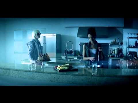 BERA  "FAVORITE THINGS" OFFICIAL VIDEO