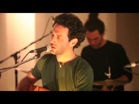 Luciano Larocca - Adorar el presente