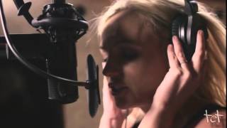 Miley Cyrus ft Britney Spears - SMS (Bangerz) (Only Britney Verse)