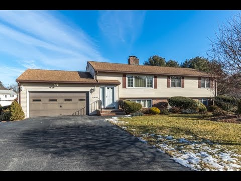 4 Ring Ave, Wilmington MA - Jenny May Tel: (978) 828-4142