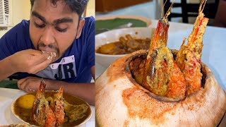 Download lagu Eating Lunch(Rice & Coconut Prawn, Fish Curry, Mutton Jhol) With Friends at Bhojohori Manna mp3