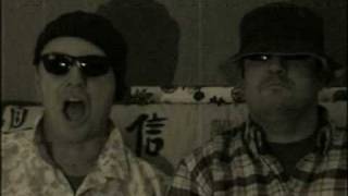 Trust - Surveille ton look - Trustos - Surveille