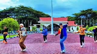 Download lagu ZUMBA 'TABOLA BALE ' - SILENT OPEN UP Ft. Jackson Zeran, Juan Reza, Diva Aurel mp3