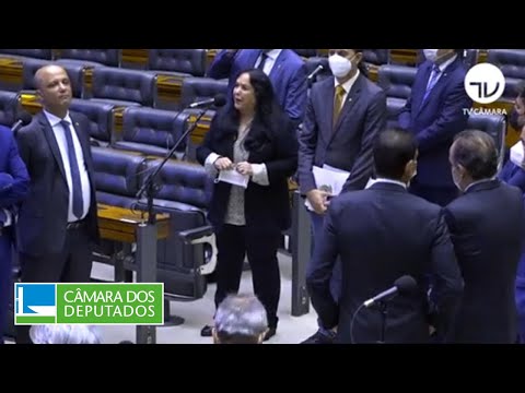 Congresso aprova orçamento para 2022 - 21/12/2021