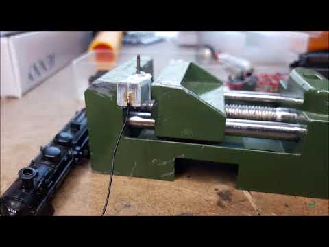Modelleisenbahn, BR 18 von Arnold mit Dampferzeuger digitalisiert, Arduino Tacho